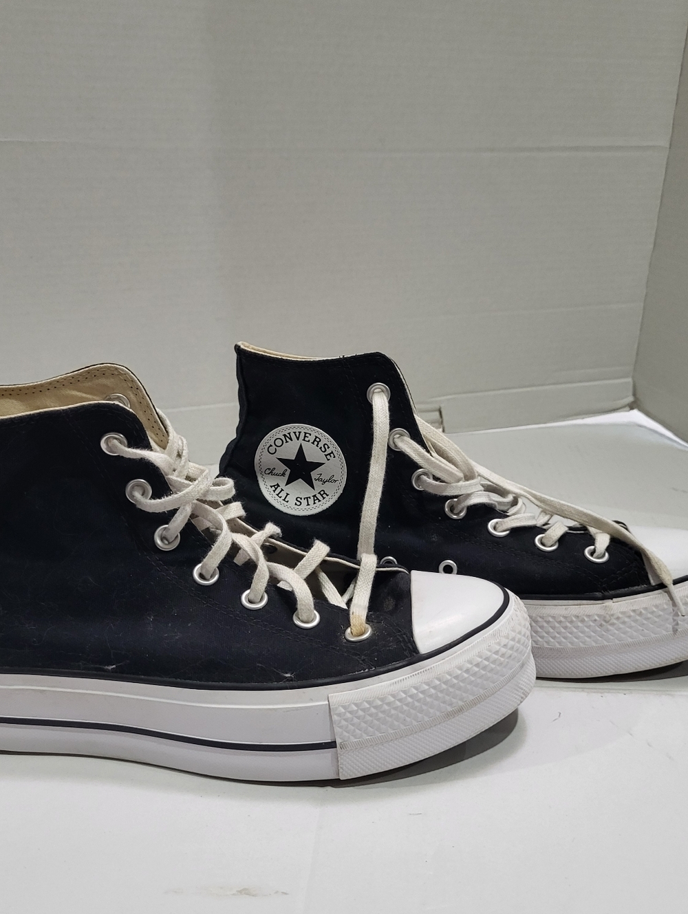 Converse Chuck Taylor All Star Lift High Top Sneakers Black White 560845F Women